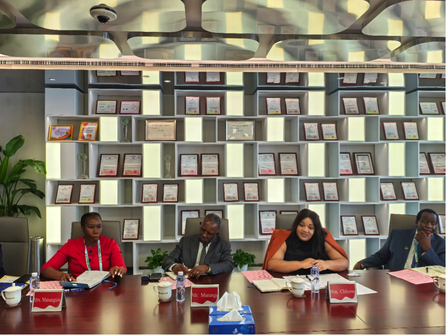 ��Ͳ�Τ���ⳤ����18������Դ�����ܲ�