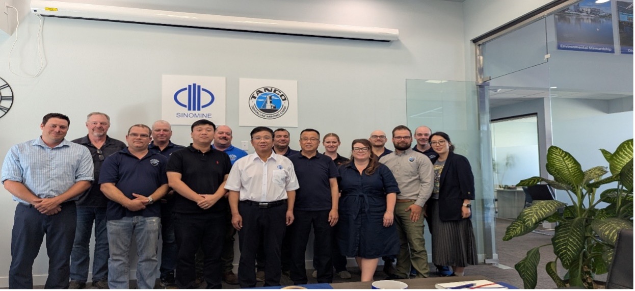 18������Դ���Ŷ��³���ƽ�������ô� TANCO��ɽ������