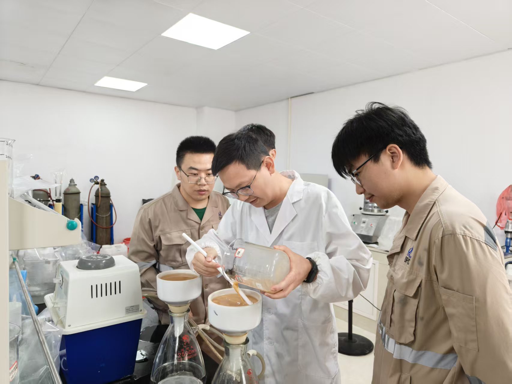 �����ҵ��������������·����&ldquo;�&rdquo;�뻨����18�����ҵ�з���90�󹤳�ʦ����